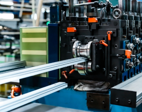 ロールフォーミング加工